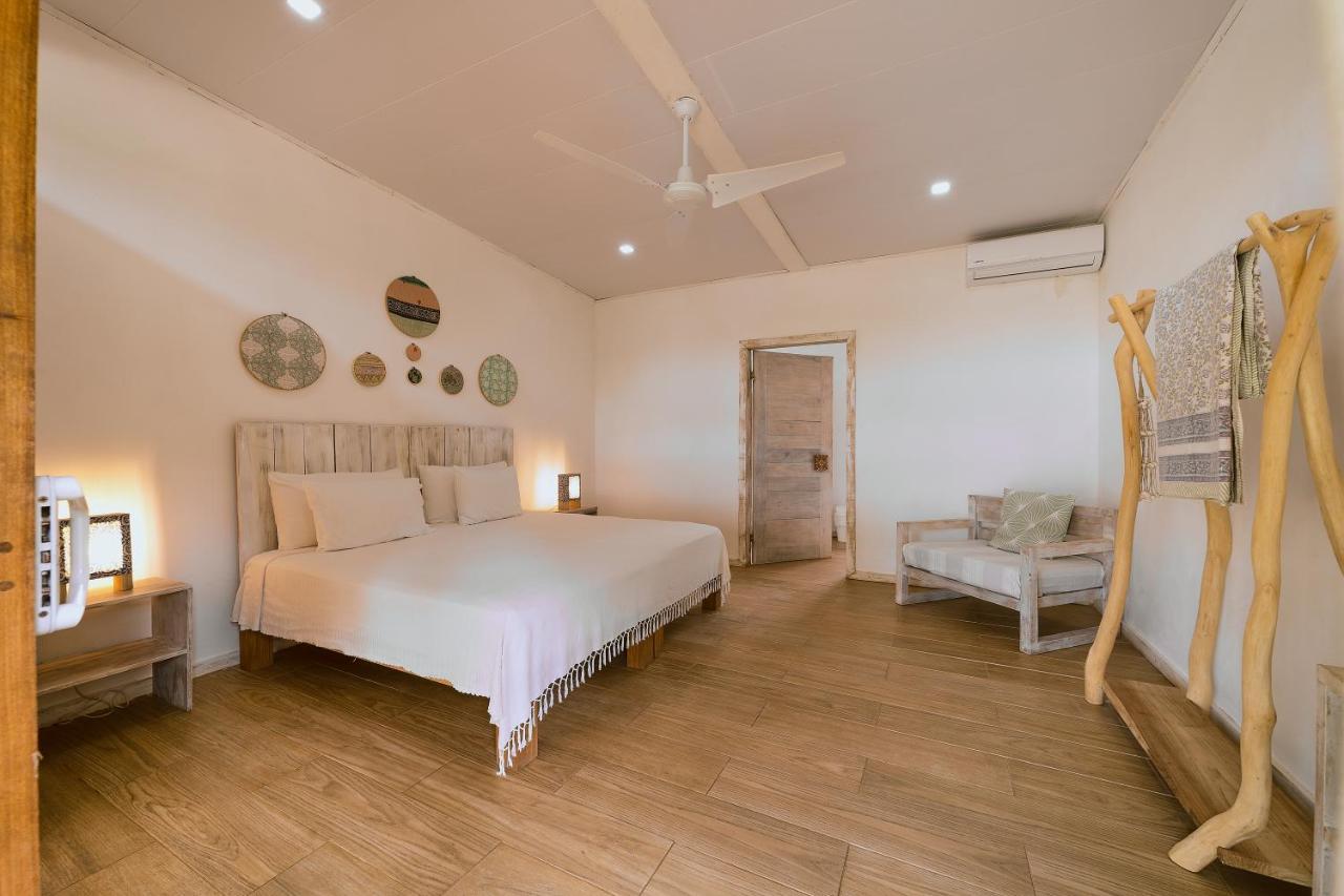 Вилла Sonora Jungle & Yoga Retreat Puerto Viejo de Talamanca Экстерьер фото